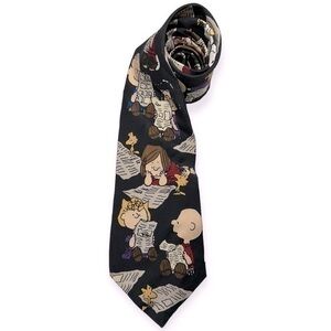 Peanuts Mens Made In USA 100% Silk Peanuts Comics Reading Newspaper Snoopy Tie